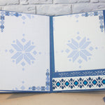 Син мини албум с традиционна българска шарка