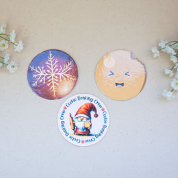 Коледен комплект от три подложки за чаши с различни празнични дизайни